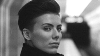 FarahBurn 42 female live cam model profile