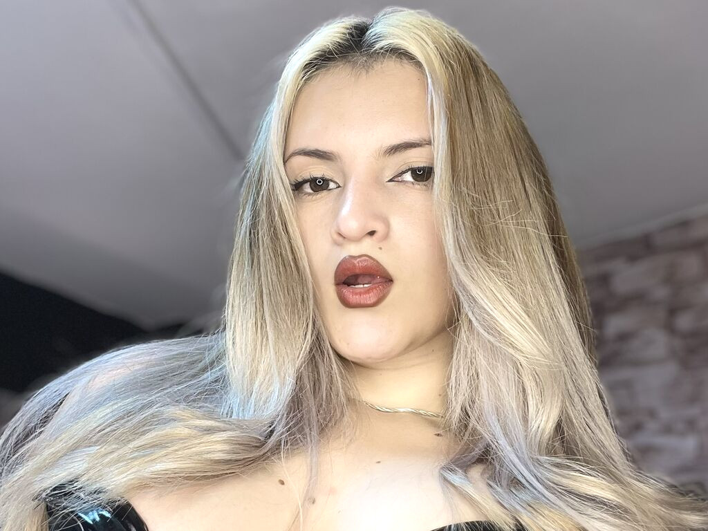 FiorellaNox Nude