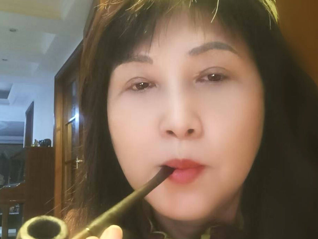 GreenHua nude cam model profile photo