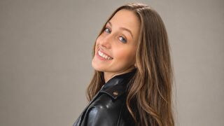 HaileyArden 23 female sexy cam model profile