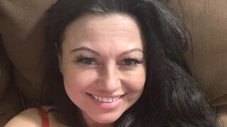 HaileyHavens 45 female sexy cam model profile