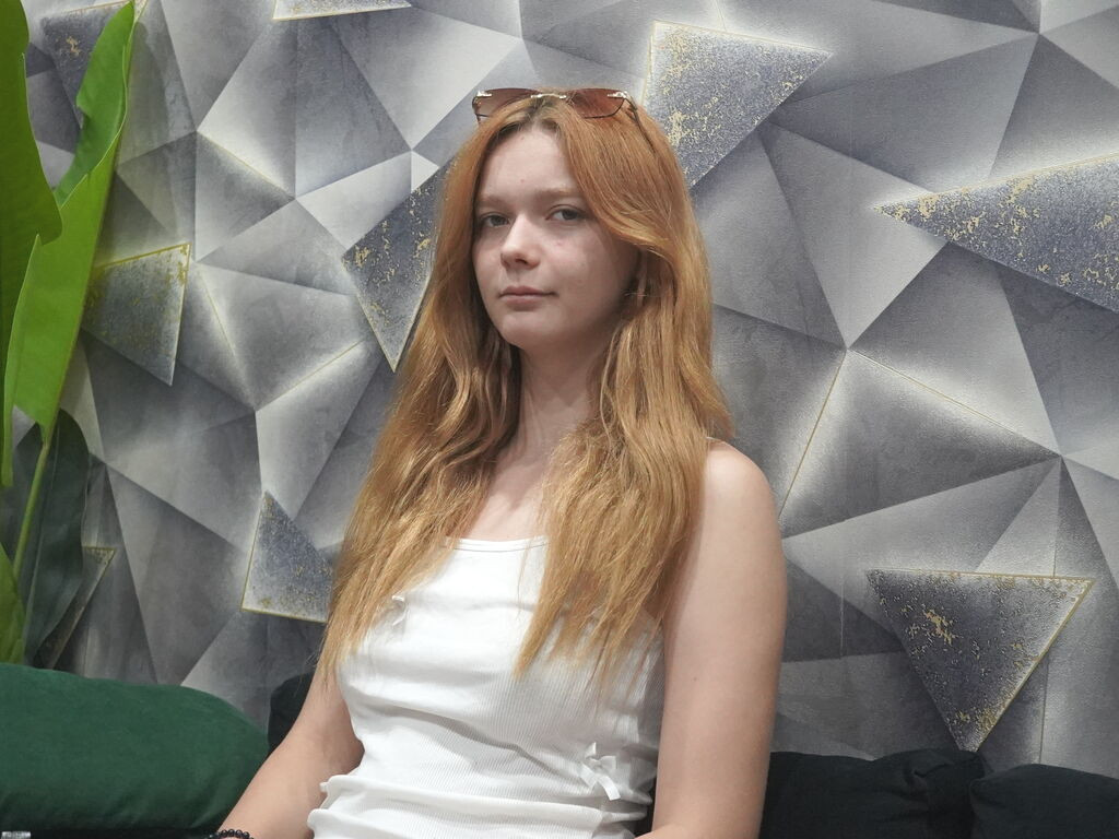 HarperLeen nude cam model profile photo