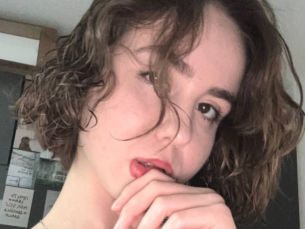 HilaryGanfield nude cam model profile photo
