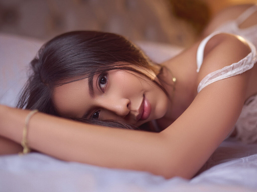 IrinaRussel naked cam model gallery photo