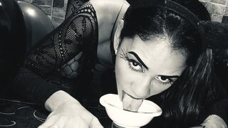 IsabellaMontgome 30 female fetish live cam model profile