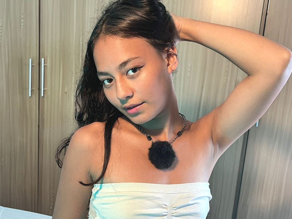 IsabellaSantanna nude cam model profile photo