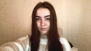 IvyKropp 18 female strip cam model profile