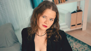 JadeMorris 18 female nude cam model profile