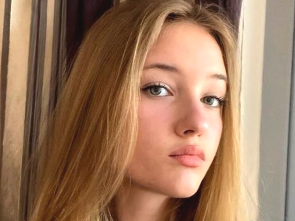 JaniJarema nude cam model profile photo