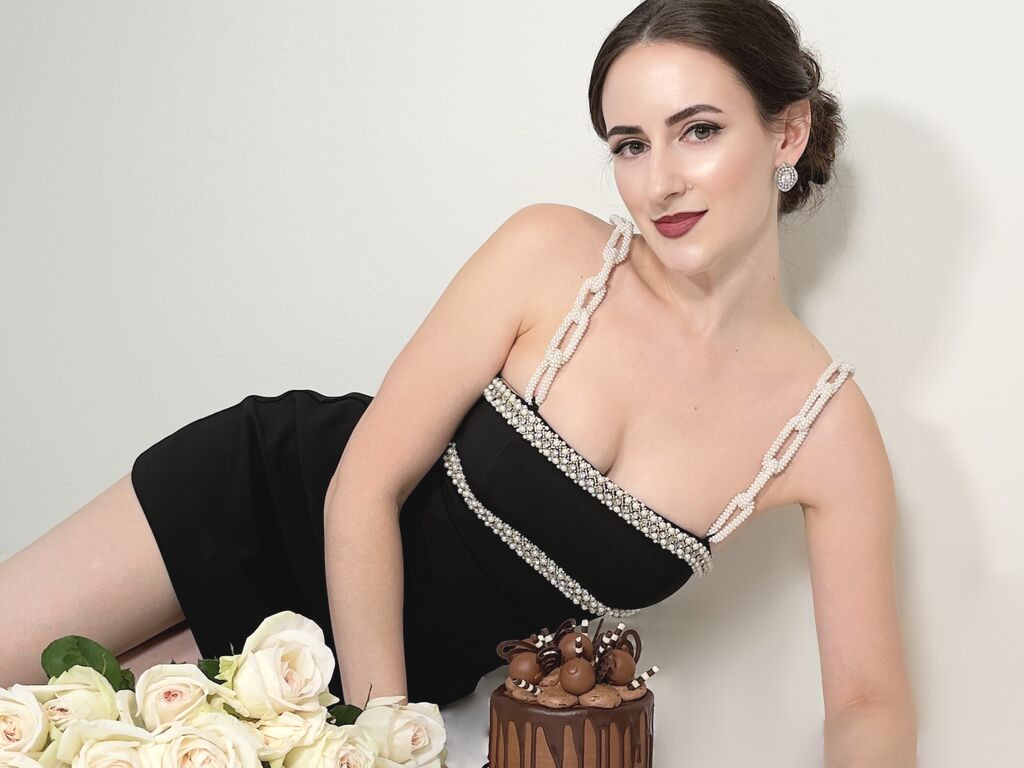 JasmineHuxley nude cam model profile photo