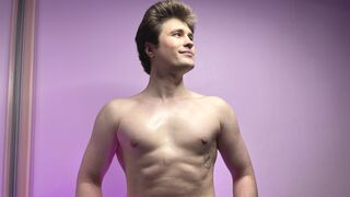 JayWalker 25 male naked related cam model profile