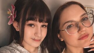 JazminAndSina 18 female lesbian hot related cam model profile