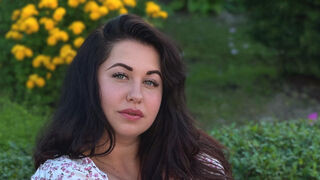 JessicaEvanse 29 female live cam model profile