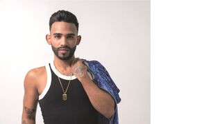 JoshTorres 30 male sexy related cam model profile