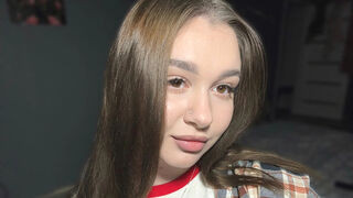 JosphineOrdon 18 female sexy cam model profile