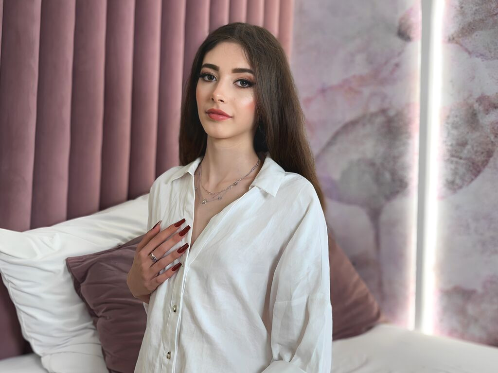 JulieRoyal Nude