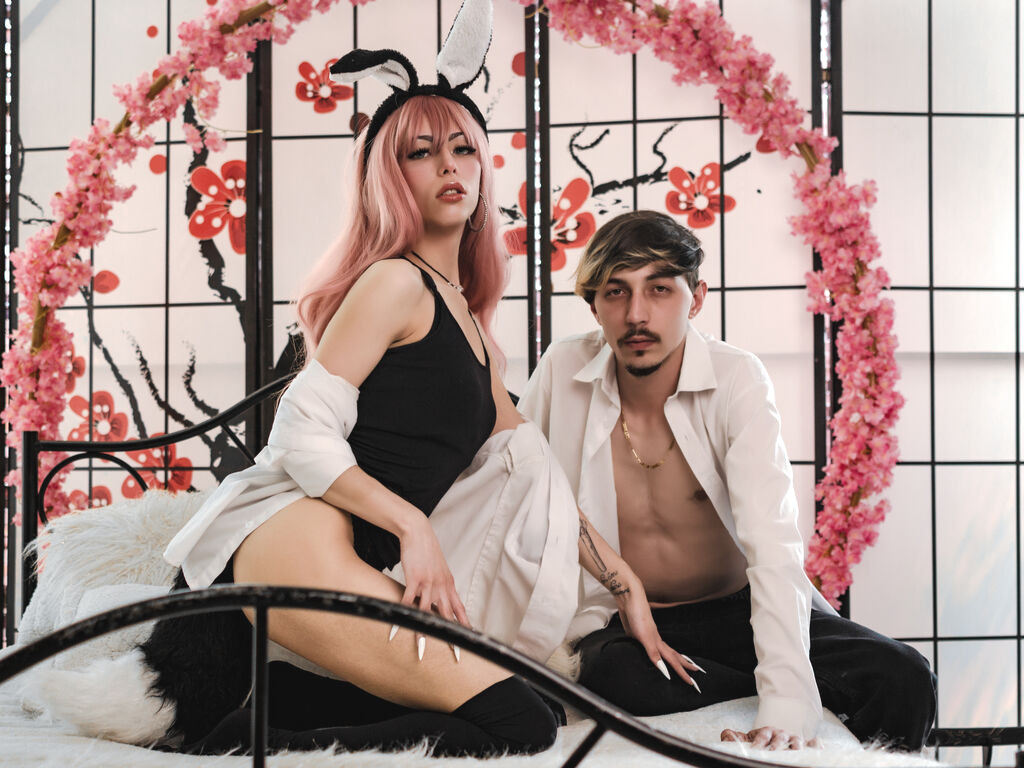 JunnaAndKurt nude cam model profile photo