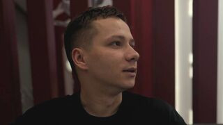 KarlEvans 25 male naked related cam model profile