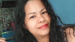 KathieBrown 42 female nude cam model profile