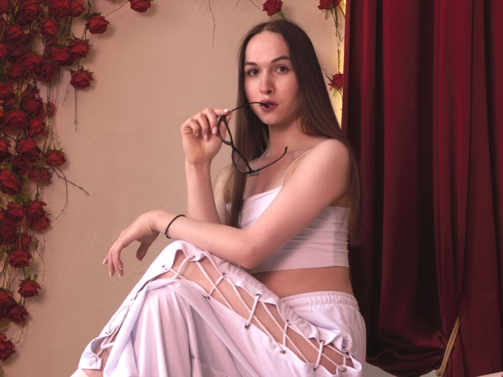 KatyCarrington nude cam model profile photo