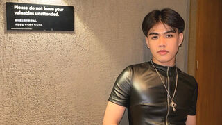 KaydeeKepler 18 male live cam model profile