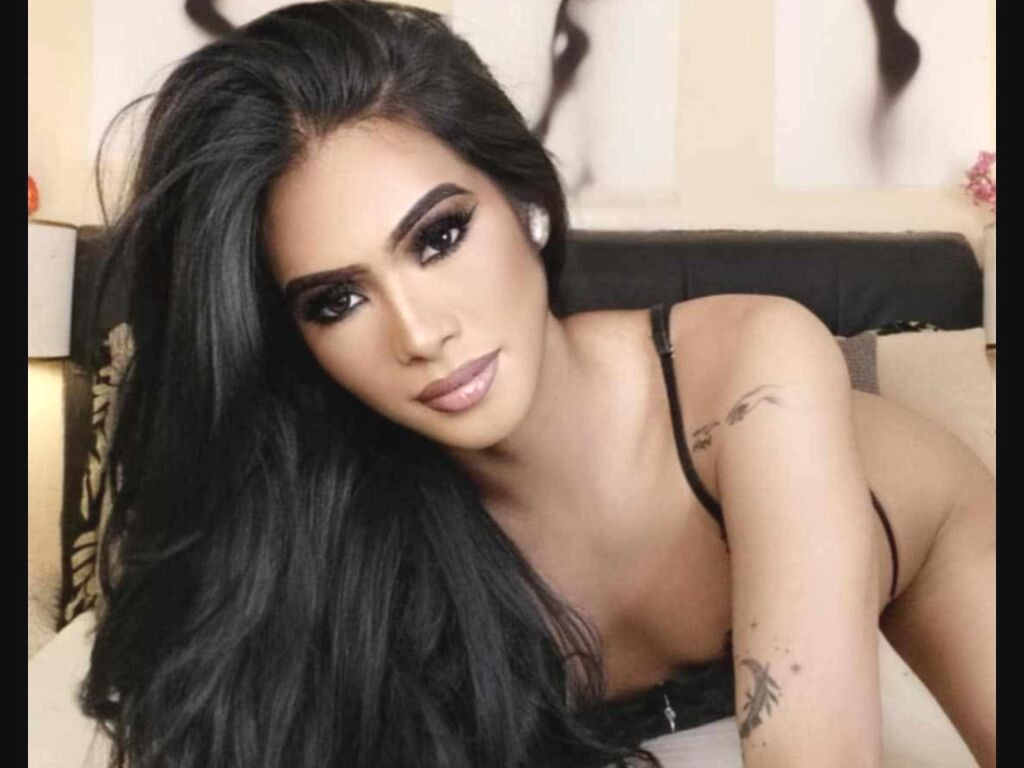 KellyHarley nude cam model profile photo