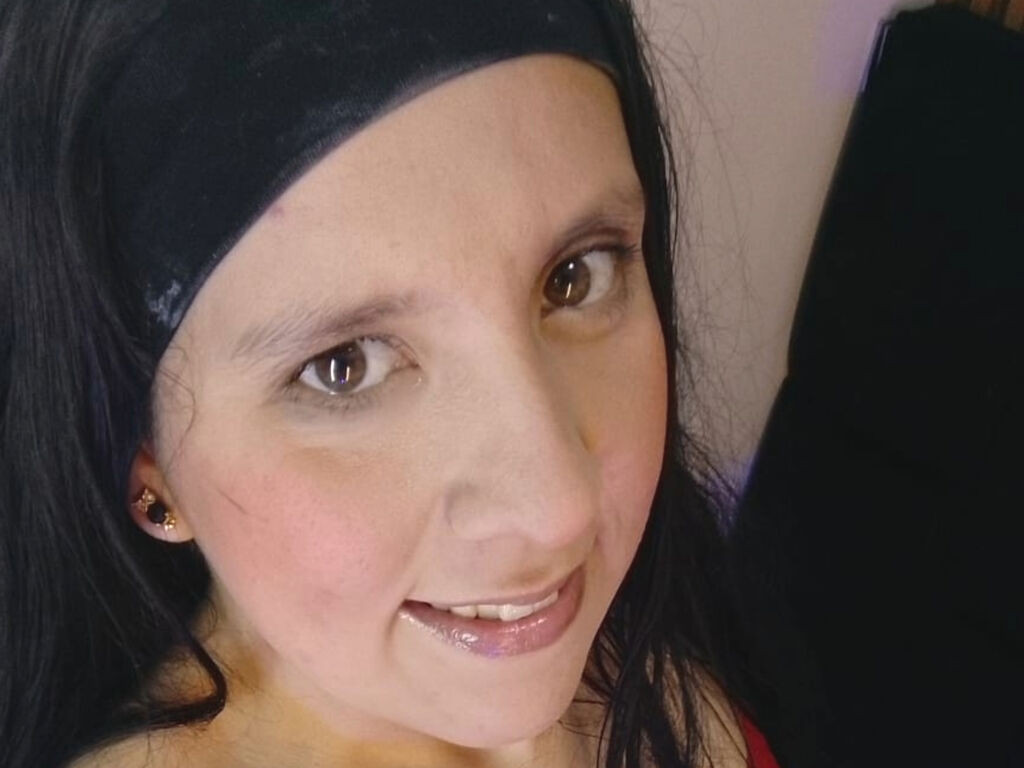 KellyRodriguez nude cam model profile photo