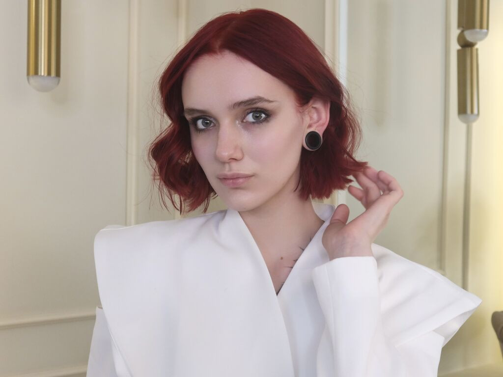 KiraParkers nude cam model profile photo