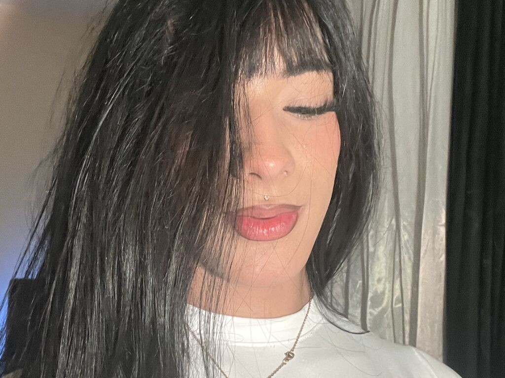 KittyMia nude cam model profile photo