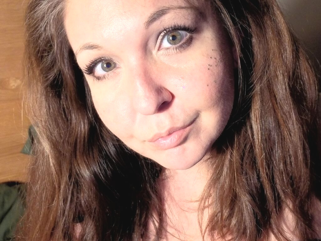 KristyJinx nude cam model profile photo