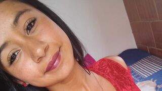 LauPalmer 23 female naked cam model profile