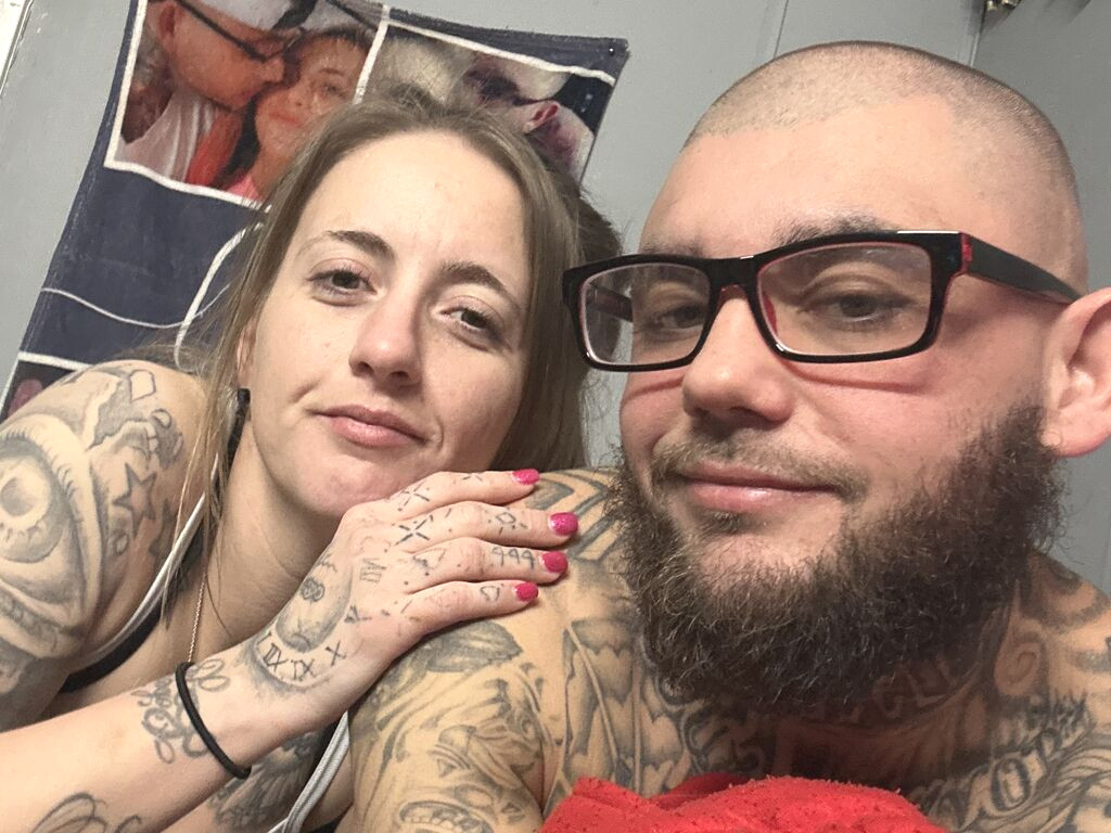 LexiAndLee nude cam model profile photo