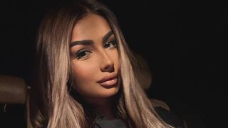 LeylaBunny 19 female erotic cam model profile