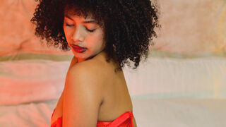 LilitzRodriguez 19 female strip cam model profile