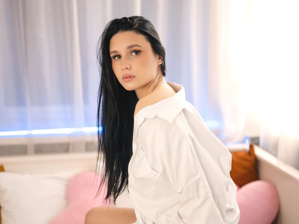 LillyYaung naked cam model gallery photo