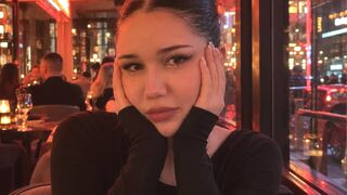 LiluLynn 18 female erotic related cam model profile