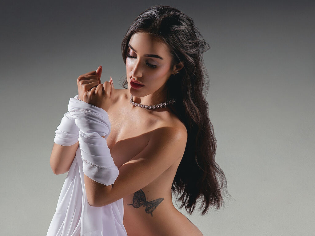 LilyMikelson nude cam model profile photo