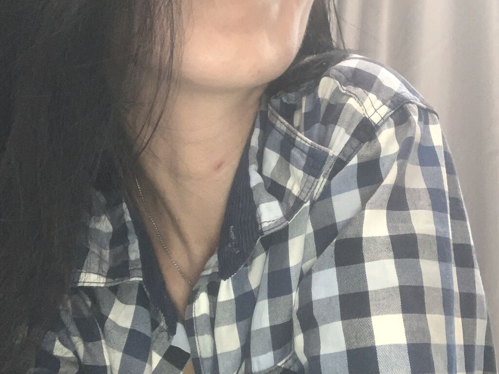 LilySchmidt naked cam model gallery photo