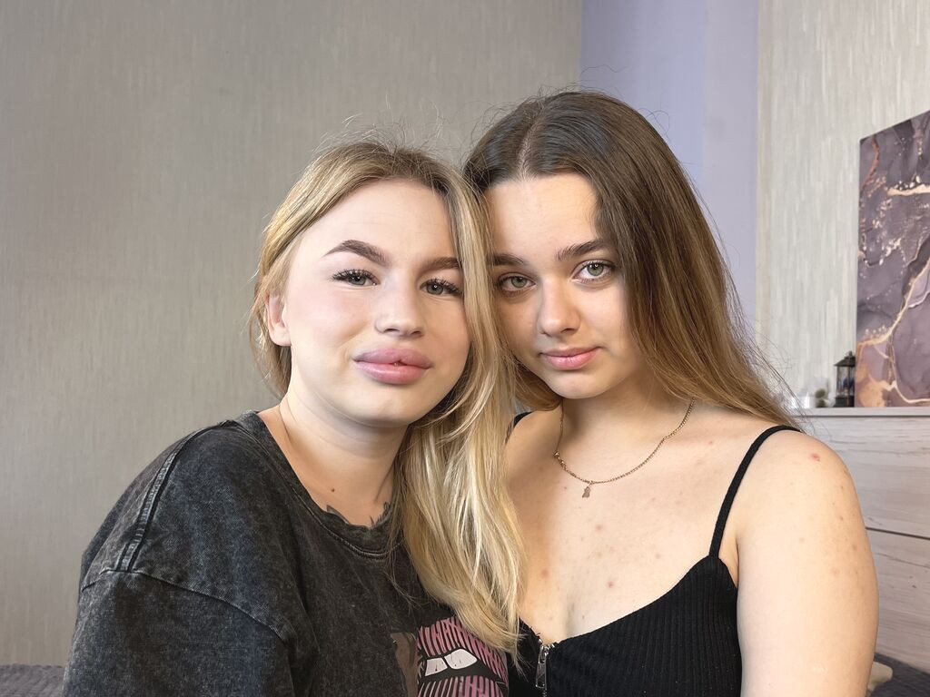 LoraAndJuliana Naked