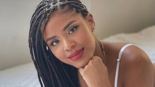 LoreyHamilton 22 female sexy cam model profile