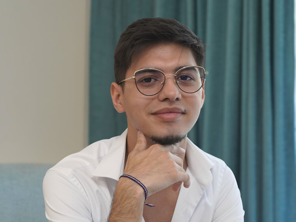 LucasAsh nude cam model profile photo