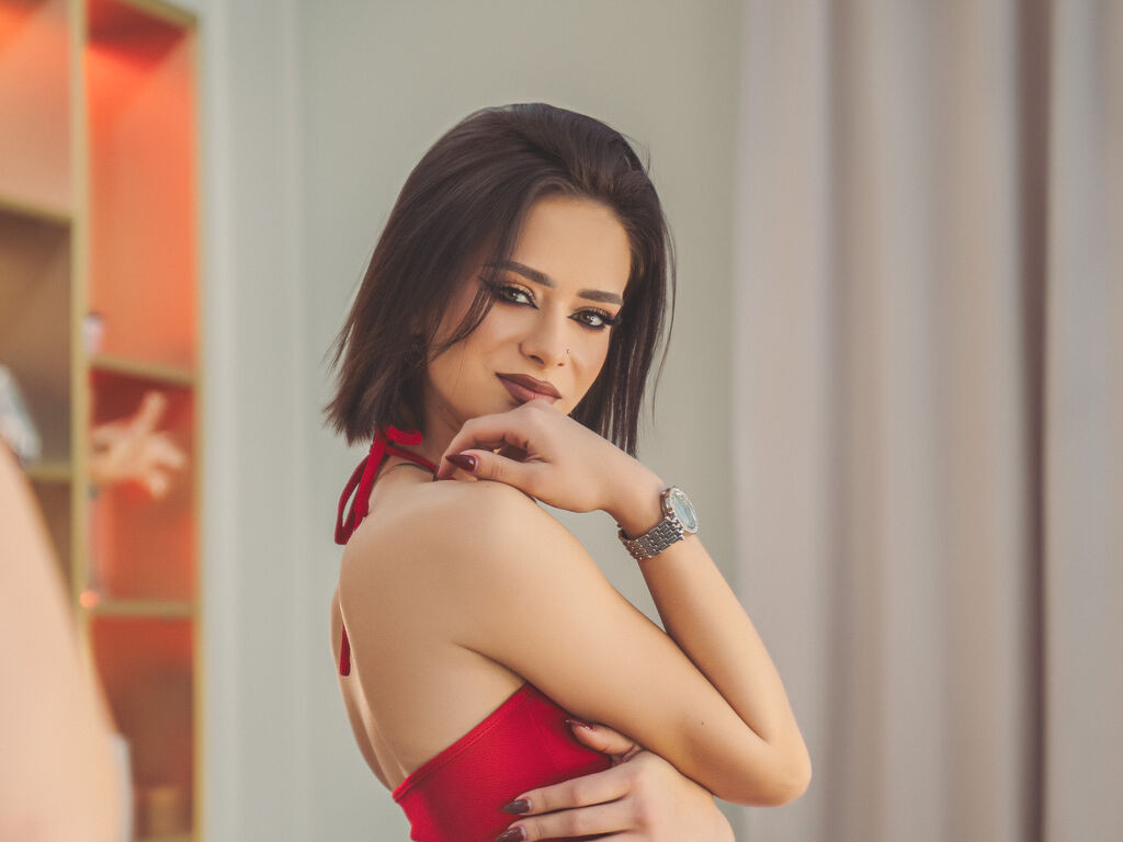 LucyGale naked cam model gallery photo