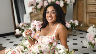 LunaCartier 20 female live cam model profile