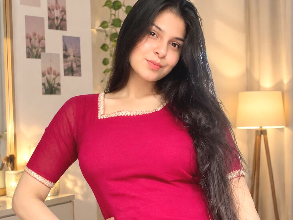 LyraVane naked cam model gallery photo
