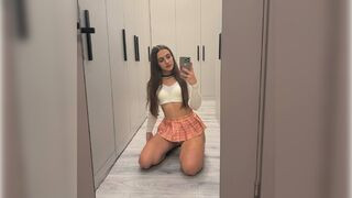 MaddyMidnight 21 female hot cam model profile