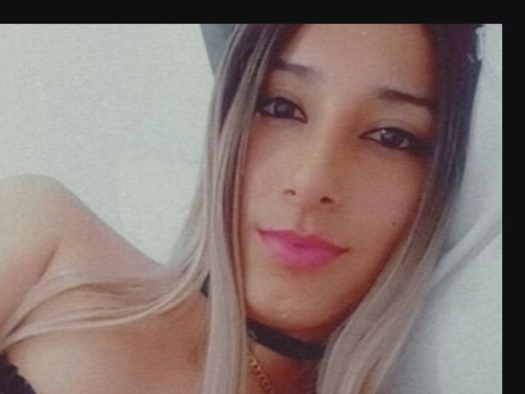MalorySweet naked cam model gallery photo