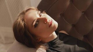 MargaretMuller 18 female nude cam model profile