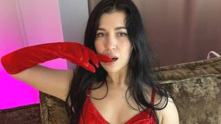 MargoRogan 22 female strip cam model profile