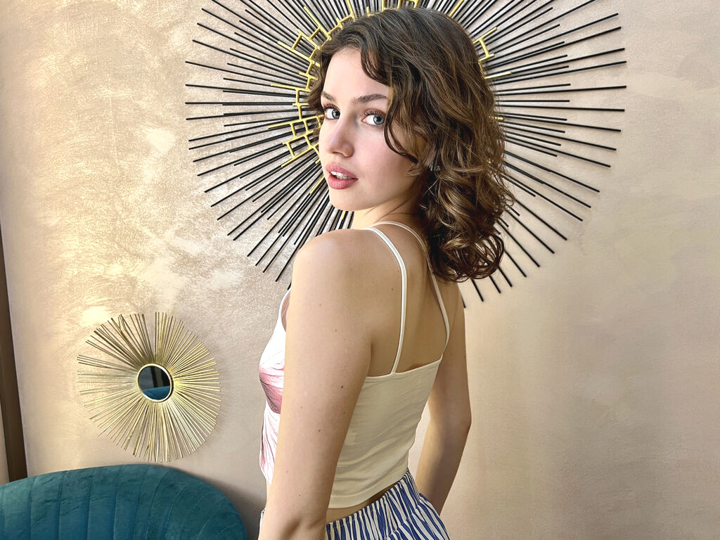 MariaRuss nude cam model profile photo