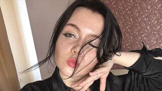 MariselaBlomme 18 female strip cam model profile